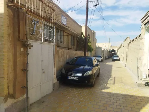 تصویر 2 - سوییت دربستی جنب میدان امام در اصفهان