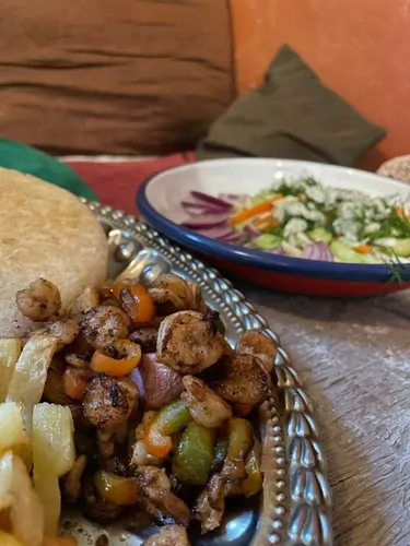 تصویر 10 - اقامتگاه بوم‌گردی خانه خورشید (واحد مغ) در  هرمز
