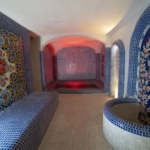 تصویر 5 - اقامتگاه بوم‌گردی عمارت هفت رنگ (گود عربون) در  شیراز