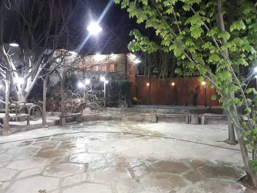 تصویر 5 - اقامتگاه بومگردی باغ ویلای استخر اب گرم و جکوزی هما در شیراز