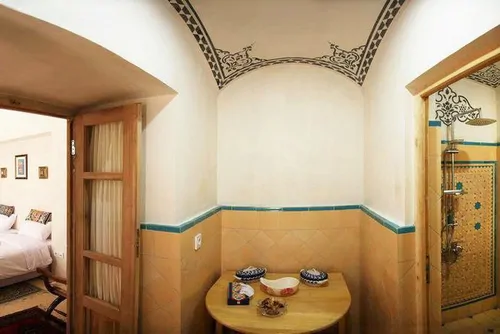 تصویر 8 - هتل سنتی کاشانه روشن (چهار نفره شاهنشین) در  کاشان