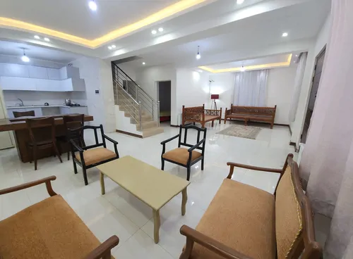 تصویر 2 - ویلا ویلای سه خوابه نوساز با ۳۰ متر بالکن و حیاط دلباز در صومعه‌سرا