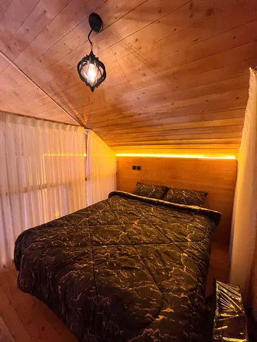 تصویر 21 - کلبه شیشه ای آسمان با جکوزی  در  شیرگاه