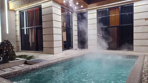 تصویر 16 - ویلا مدرن استخردار آبگرم آلفا  در  کردان