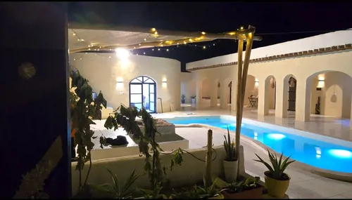 تصویر 4 - اقامتگاه بوم‌گردی اقامتگاه لوکس سی هاوس در روستای جهانی سهیلی قشم 4 در قشم