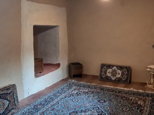 تصویر 3 - اقامتگاه بوم‌گردی کریم خان (اتاق۸) در  همدان
