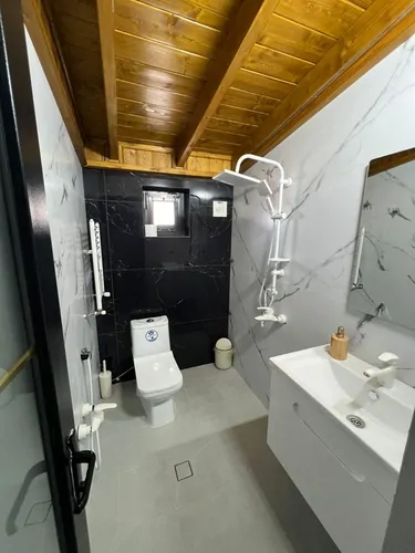 تصویر 14 - کلبه سوئیسی مها با جکوزی در  رامسر