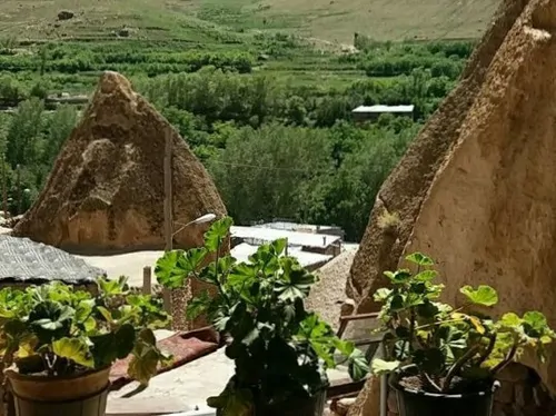 تصویر 10 - اقامتگاه بوم‌گردی صخره ای تورال در  کندوان