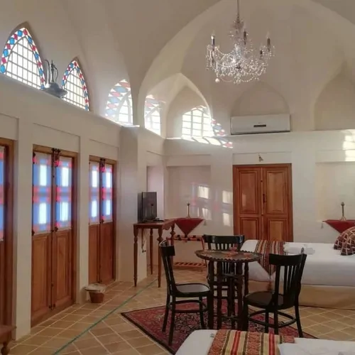 تصویر 4 - هتل سنتی سرای کاسیان (پنج دری اعیانی 105) در کاشان