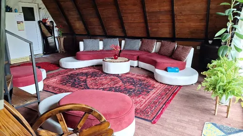 تصویر 6 - کلبه سوئیسی گل انار در  ماسال