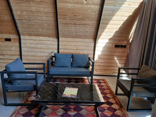 تصویر 3 - کلبه سوییسی انار (۲) با جکوزی در ماسال