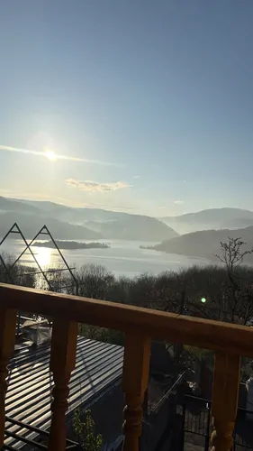تصویر 20 - کلبه سوئیسی افرا در شیرگاه