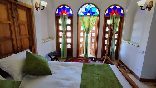 تصویر 6 - اقامتگاه بوم‌گردی عمارت تاریخی دلگشا (ایوان) در  اصفهان
