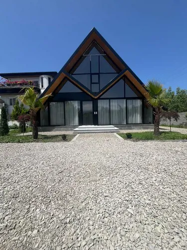 رز با جکوزی