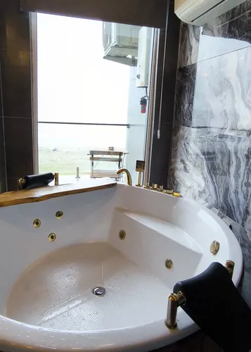 تصویر 28 - هتل آپارتمان مبله لوکس ساحلی روماک (واحد 17) در نشتارود