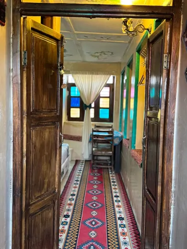 تصویر 6 - اقامتگاه بوم‌گردی ماه منیر (اتاق ایوان) در  شیراز
