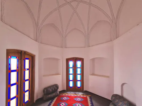 تصویر 8 - هتل سنتی کاروانسرای صفوی امین آباد (شاه نشین) در  شهرضا