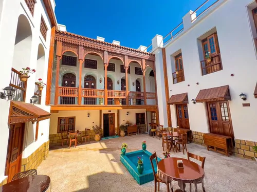 تصویر 20 - اقامتگاه بومگردی حاج رئیس (اتاق خدر عزیززاده) با صبحانه رایگان در بوشهر