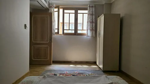 تصویر 9 - آپارتمان سنتی پنج دری در اصفهان