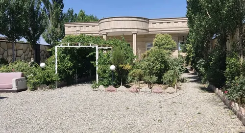 تصویر 2 - ویلا استخردار آبگرم آراد با فوتبال دستی در چهارباغ