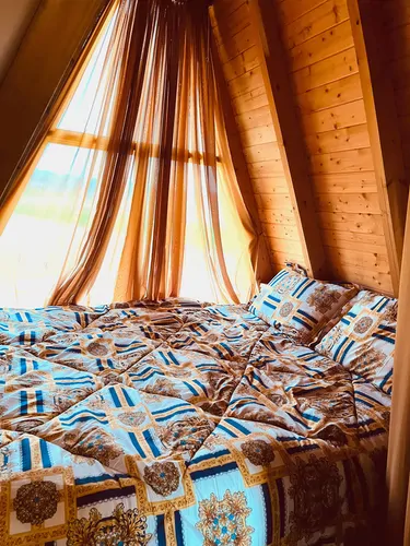 تصویر 35 - کلبه سوئیسی گلوریا با جکوزی در  شیرگاه