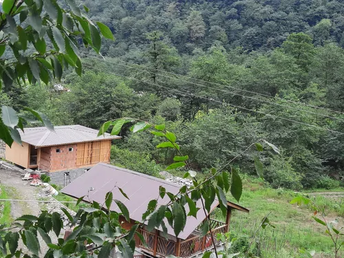 تصویر 12 - کلبه چوبی جنگلی آریالفور  در  شیرگاه