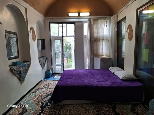 تصویر 4 - اقامتگاه بومگردی عمارت بانو (اتاق ترمه) با صبحانه رایگان در یزد