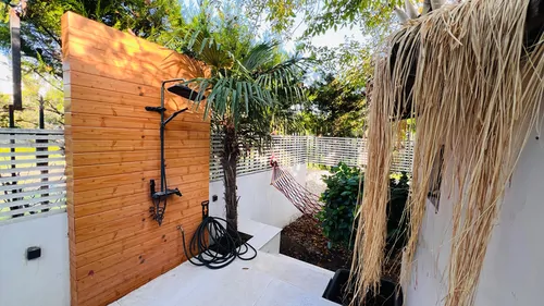 تصویر 11 - کلبه  استخردار آبگرم روباز سفید در  نوشهر