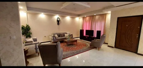 تصویر 2 - ویلا استخردار آبگرم سرپوشیده پروانه صورتی در سهیلیه