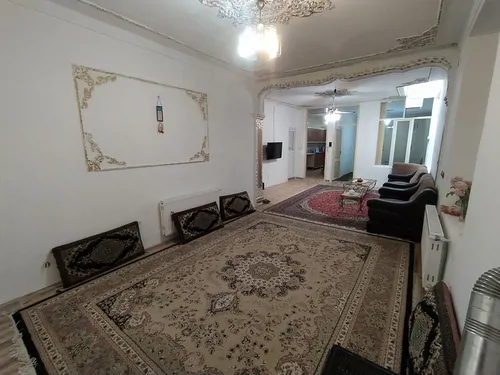 تصویر ۱ - خانه ویلایی گروس در  بیجار