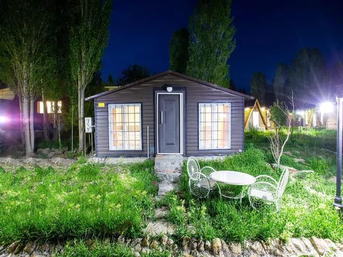 تصویر 12 - کلبه استخردار آبگرم سانسی فانوس در فیروزکوه