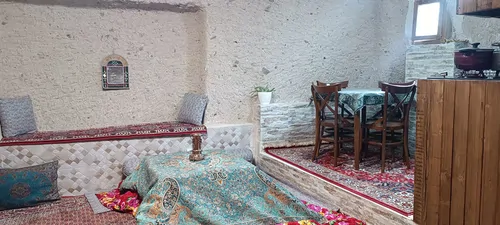 تصویر 3 - اقامتگاه بومگردی بومگردی صخرهای سِودا کندوان در اسکو