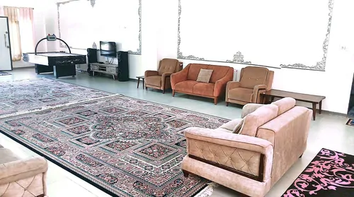 استخردار آبگرم خوش نشین با ایرهاکی و فوتبالدستی