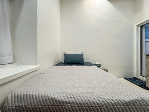 تصویر 8 - سوییت در خیابان انقلاب (103) در تهران