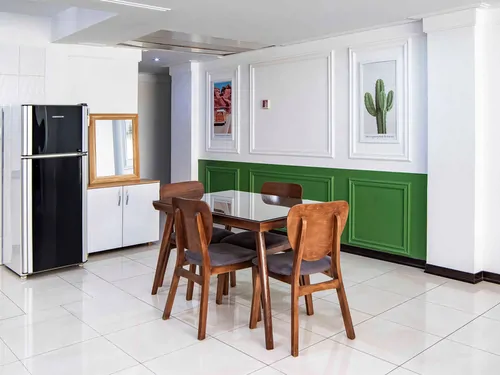 تصویر 10 - آپارتمان مبله نوفل لوشاتو (b) در حافظ در تهران