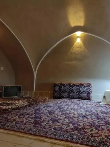 تصویر 4 - اقامتگاه بوم‌گردی عمارت حاج سلیمان در نجف آباد
