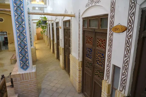 تصویر 10 - هتل سنتی هزاردستان (1007) در  آران و بیدگل
