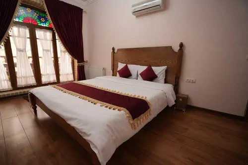 تصویر 3 - هتل سنتی عمارت جیران (اتاق مهرگان) با صبحانه رایگان در  کرمانشاه