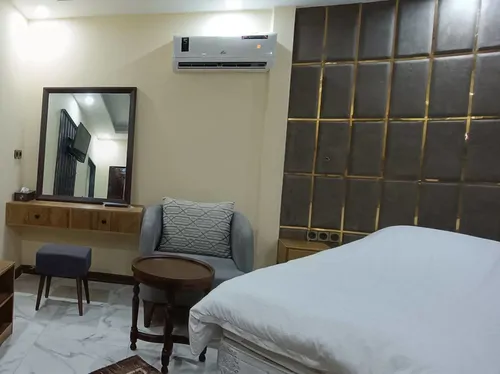 تصویر ۱ - هتل آپارتمان  تویین پاپیون (دو تخته) در  عباس آباد