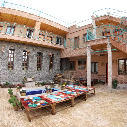 تصویر ۱ - اقامتگاه بوم‌گردی گلجان (سوسن چلچراغ) در  زنجان