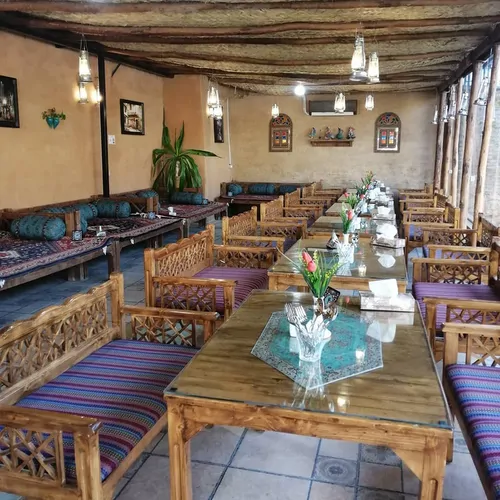 تصویر 8 - اقامتگاه بوم‌گردی خانه باغ ایرانی (اتاق سعدی) در  شیراز