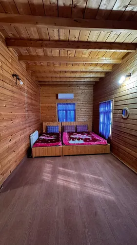 تصویر 12 - اقامتگاه بوم‌گردی الماس سبز (واحد1) در  قلعه‌رودخان 