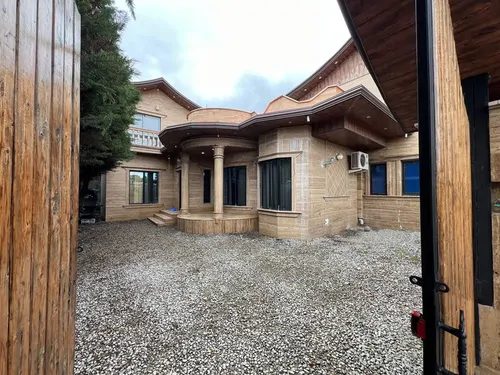 تصویر ۱ - ویلا استخردار ابگرم گیلجان در  رامسر