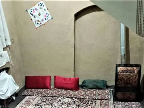 تصویر 3 - اقامتگاه بوم‌گردی رمضان بیک( اتاق حافظ) در کاشمر