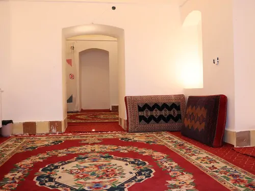 تصویر 8 - اقامتگاه بوم‌گردی  تاریخی سرای زنده دلان (شاعر) در  فردوس