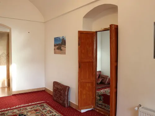 تصویر 4 - اقامتگاه بوم‌گردی  تاریخی سرای زنده دلان (ماه صنم) در  فردوس