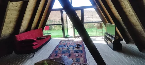 تصویر 3 - کلبه کلبه سویسی با جکوزی در سمیرم