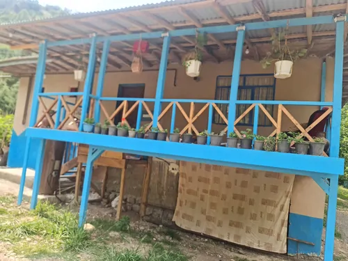 تصویر ۱ - روستایی و عشایری  پدری  در  رودسر