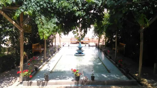 تصویر 3 - هتل سنتی خادمی (چهارنفره۲) در کاشان