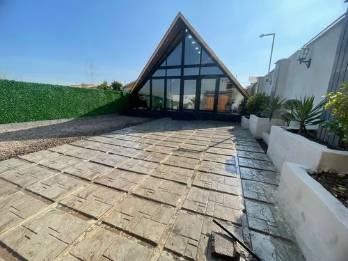 تصویر ۱ - کلبه سوییسی سعید در  زیبا کنار